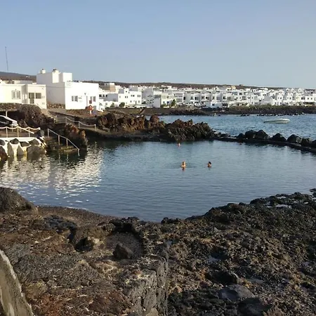 Apto Rosas Διαμέρισμα